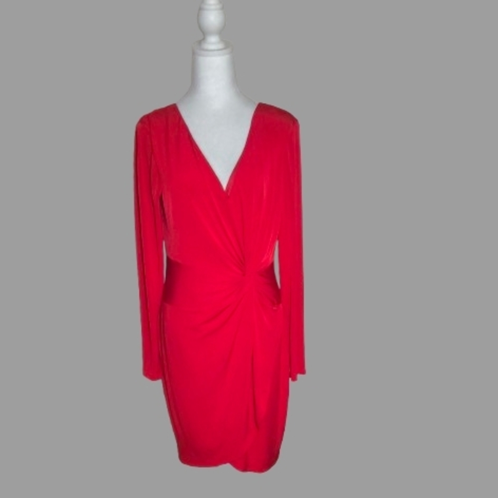 GUESS Women's Knot Detail Fitted Long Sleeve V-Neck Dress, Red Sz. 14 Elegant
